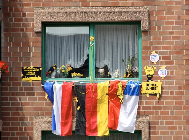 首先要谈到 首先要谈到